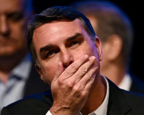 Impasse no registro de Flávio Bolsonaro abre crise jurídica na corrida presidencial; TSE, PL e Missão investigam suposta filiação irregular