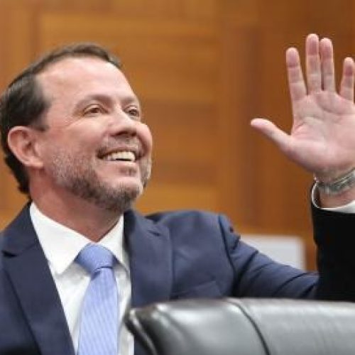 Suplente de deputado e candidato em 2026 é alvo de operação que apura movimentações de mais de R$ 1 milhão em MT