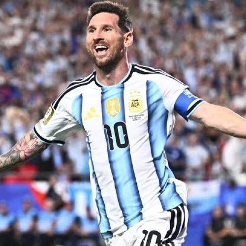 Messi faz história, supera Klose e conduz Argentina à classificação na Copa do Mundo