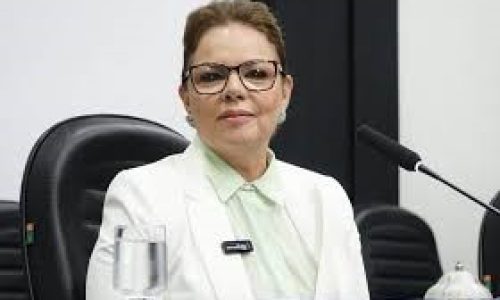 PAULA CALIL