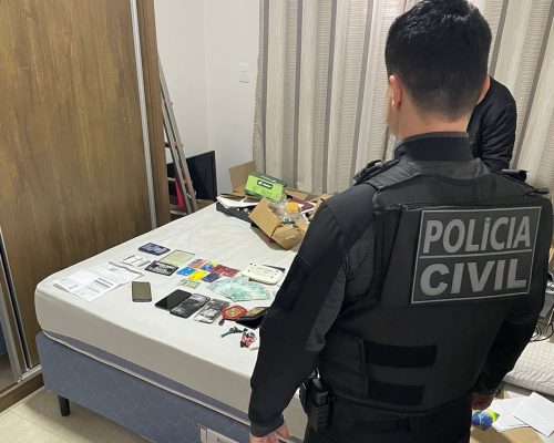 Polícia Civil cumpre mandados em investigação de fraude eletrônica contra shopping de Várzea Grande