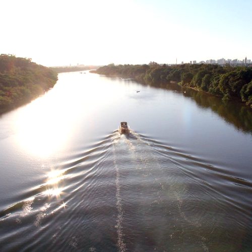 Expedição de 900 km pelo Rio Cuiabá revela poluição, esgoto e desafios para pescadores