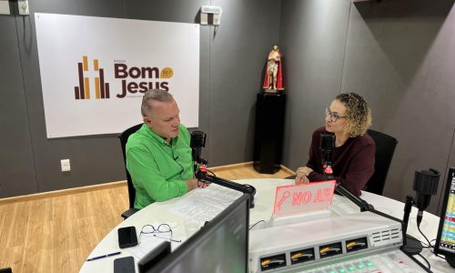 Durante entrevista a rádio Bom Jesus, Wellington defende governo humano, valorização dos servidores e combate firme ao feminicídio